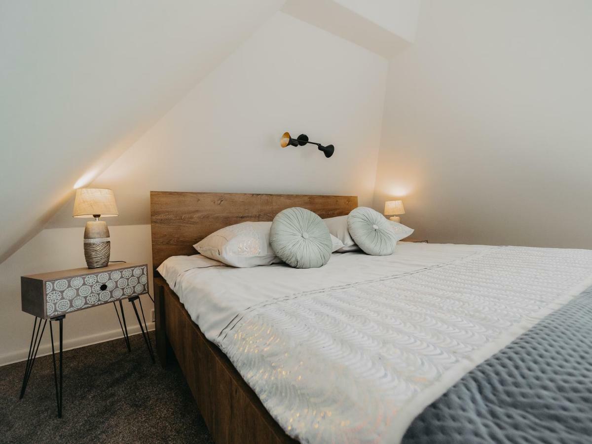 Apartament Rynek Pniewy Pniewy  Buitenkant foto